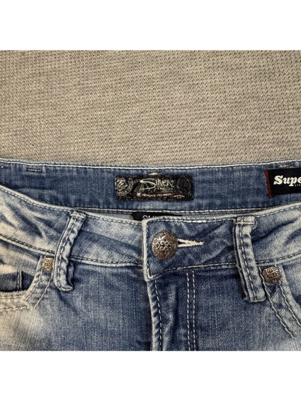 Silver Suki High Capri Jeans Womens Size W30/L22.5 Blue Denim Super Stretch - Picture 5 of 14
